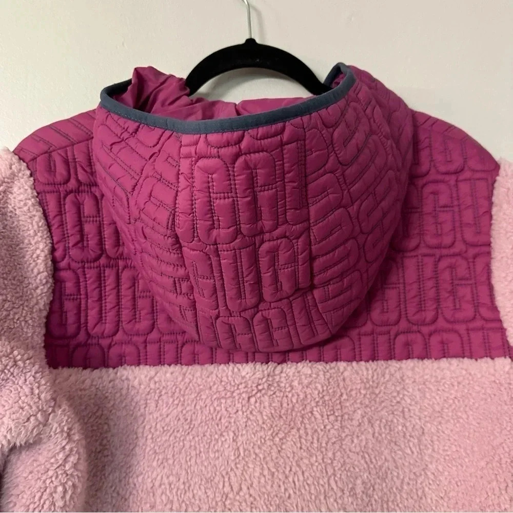 UGG Iggy Sherpa Half Zip Pullover Pink with Hood & Pockets Women's Size XS NWT - Picture 8 of 12